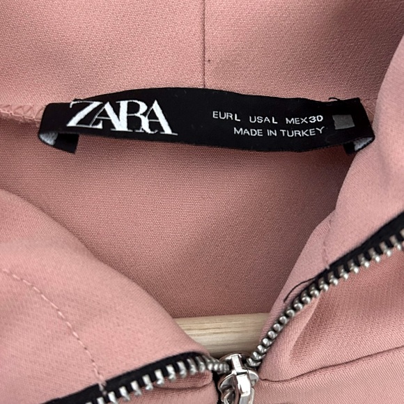 Zara pink, white, black color block zip-up hoodie - Picture 3 of 4